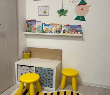Stettfeld Apartment | Moderne ruhige Ferienwohnung
