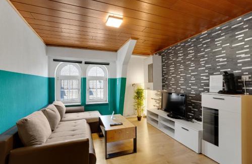 Eitorf Apartment | Moderne & Rustikale Wohnung I kostenlose Parkplätze I Zentral I Nähe Köln Messe Deutz I Top Anbindung