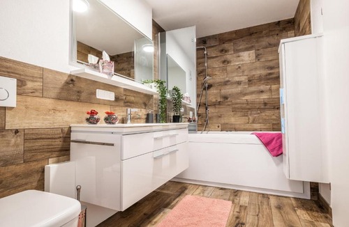 Anif Apartment | Moderne Souterrain-Wohnung