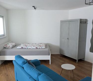 Goeppingen Apartment | Modernes 1- Zimmer- Apartment am Fuße des Hohenstaufen