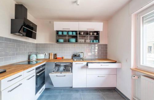 Niederschopfheim Apartment | modernes Apartment mit 3 Schlafzimmern Balkon nähe Europapark