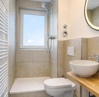 Barenkeller Apartment | Modernes Apartment mit Balkon & Wohlfühl-Ambiente