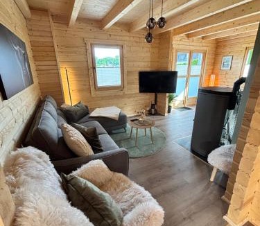 Lisberg House | Modernes Blockhaus mit Sauna Flair
