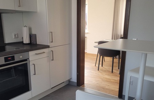 Wilhermsdorf Apartment | Modernes Ferienappartement mit Separater Küche