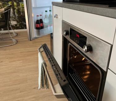 Neckarwestheim Apartment | Modernes Loft auf 2 Etagen, Nähe Tripsdrill & Neckar, Balkon inklusive, ideal für Familien