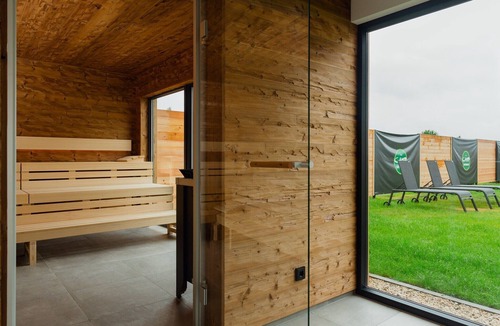 Hartkirchen House | Modernes Mobile Home im Vital Camp Bayerbach