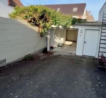 Lorsch Apartment | modernes Monteurhaus mit eigenem Parkplatz & Hof