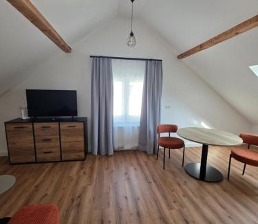 Schwaebisch Hall Apartment | Modernes Studio in Schwäbisch Hall