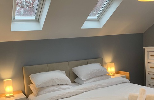 Coveney House | Modernised and Extended Idyllic Country Cottage