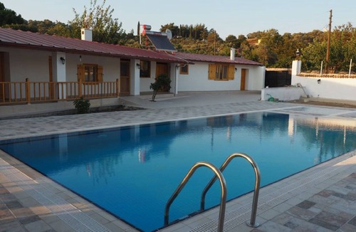 Germencik Cottage | Modernised Traditional Cottage with Private Pool Set in Beautiful Countryside
