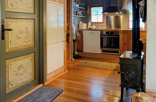 Kroderen House | Modernized cabin at Norefjell with view