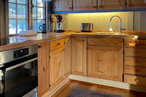 Kroderen House | Modernized Cabin At Norefjell With View
