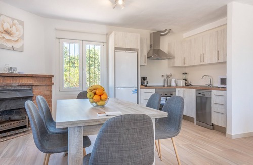 Son Antem Villa | Modernized Country House with Rooftop Terrace, Garden and Wi-Fi