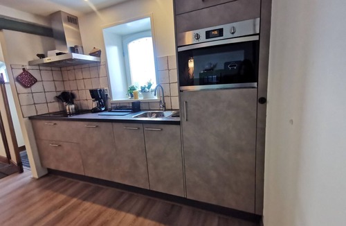 Munstergeleen House | Modernized holiday home with terrace