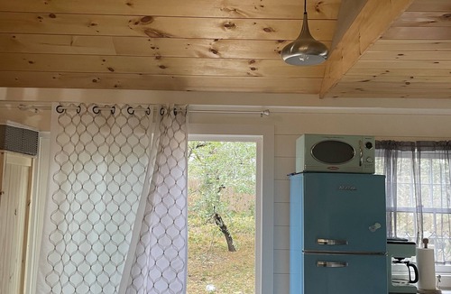 North Eastham Cottage | Modernized, renovated, cozy cottage steps away from a private beach.