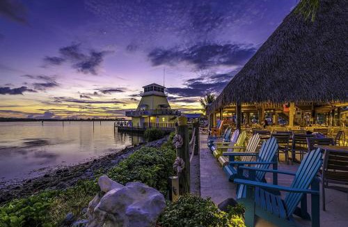 Grove City House | Modular Oasis - Tiki Bar - Fire Pit - Pet-Friendly