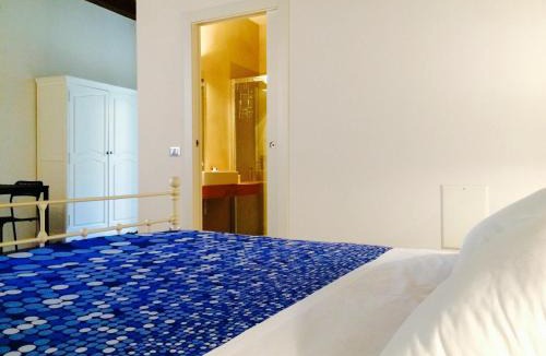 Citta Bassa House | Moira Rooms