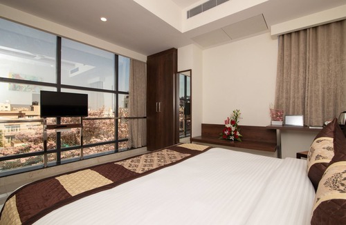 Brookefield Hotel | Mojatel By Icon