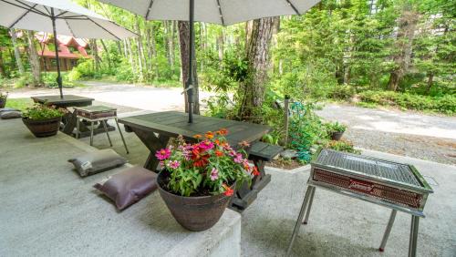 Hokujo Bed & Breakfast | Mojo Lodge Hakuba