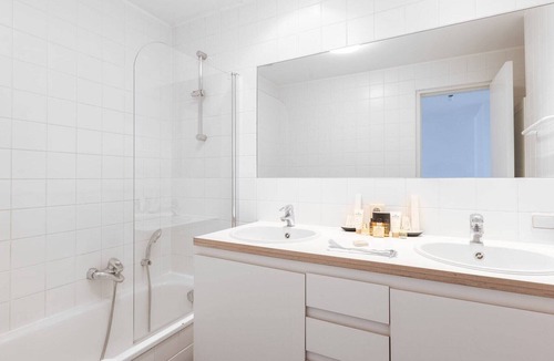 Ixelles Apartment | Moliere IV - Three Bedroom Apartment, Sleeps 8