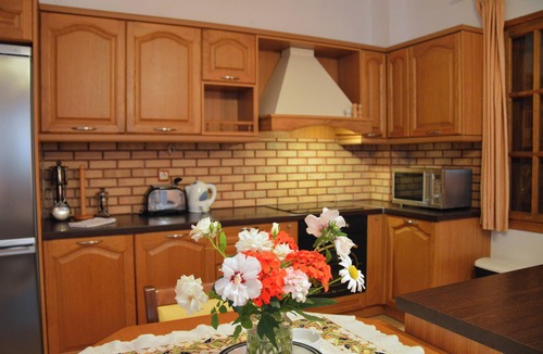 Lesbos Apartment | molivos hills
