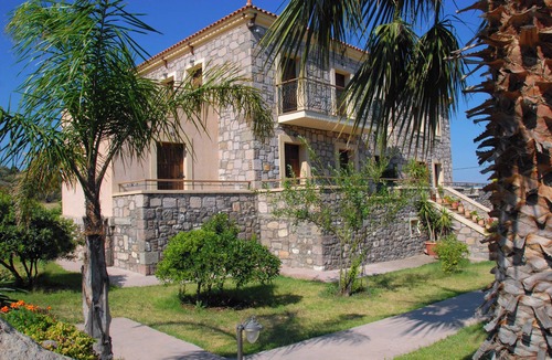 Lesbos Apartment | molivos hills