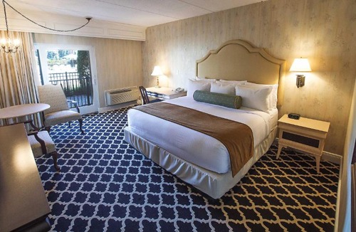 Red Bank Hotel | Molly Pitcher Inn