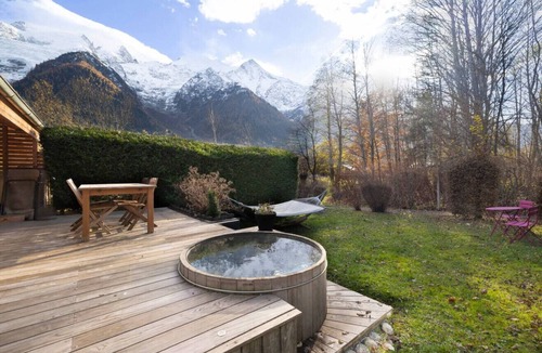 Les Bossons Apartment | Momi - Cocon| 4pax | Jardin | Jacuzzi | Vue Mt-Blanc