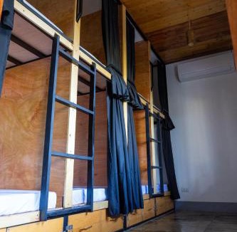 Basdiot Hostel | MOMO Hostel