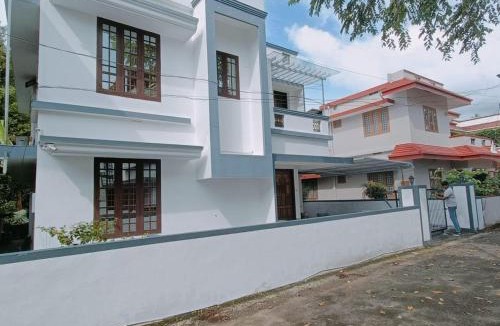 Alwaye Villa | Moms Villa