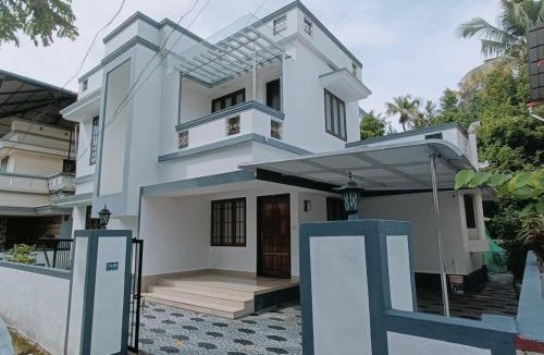 Alwaye Villa | Moms Villa