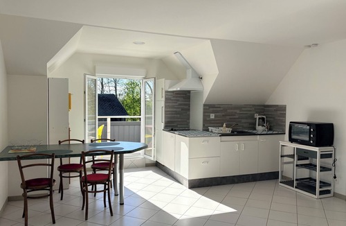 Arques-la-Bataille House | Mon Calme 2-Charming 3-star furnished apartment in a peaceful, rejuvenating setting 5 minutes from the sea.