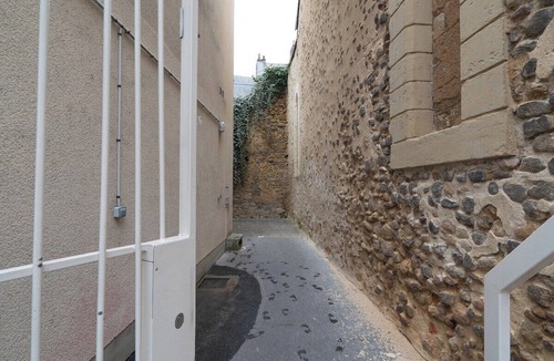 Republique Apartment | Mon nid D'Amour, Jacuzzi Privatif, Relaxation, Coeur du Mans