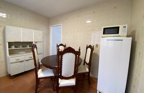 Mongagua House | MON676 Casa ampla pimbolim e bilhar