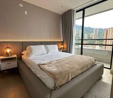 El Poblado Apartment | Monaco by Top Location City View
