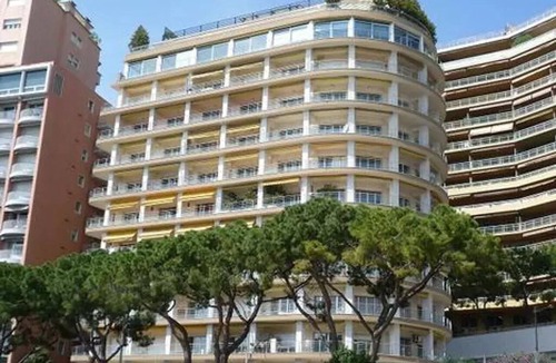 Cap d'Ail Apartment | Monaco Monte-Carlo door step Luxury AC High Specs