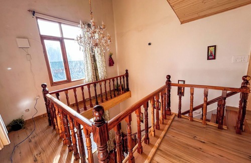 Gadherni Villa | MonAmis Home