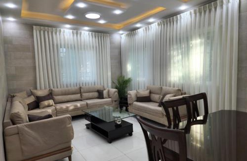 Al Jubeiha Apartment | Monani