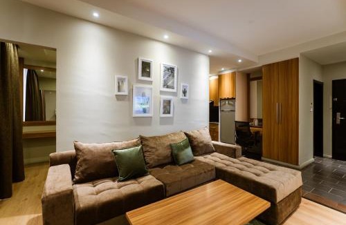 Arada Hotel | Monarch Hotel