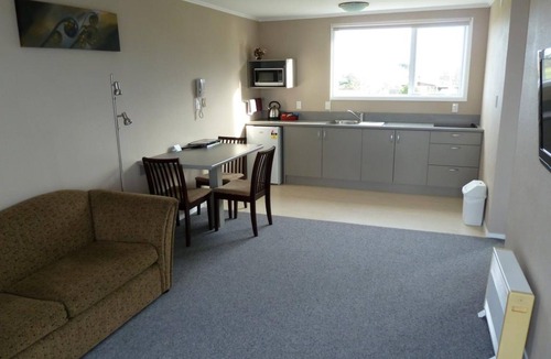 Invercargill Hotel | Monarch Motel
