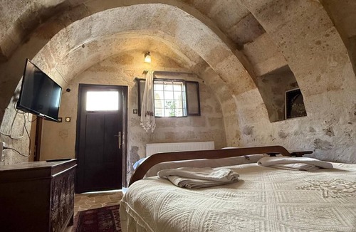 Mustafapasa Hotel | Monastery Cave Hotel