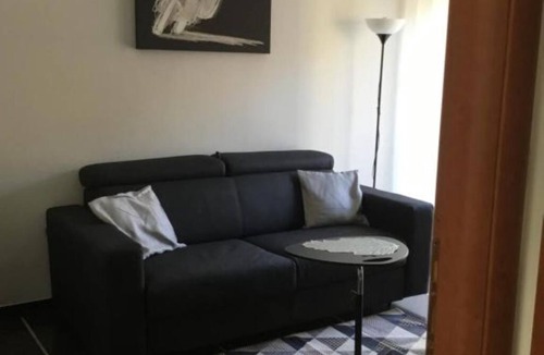 San Teodoro Apartment | Mondrian's house
