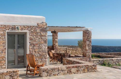 Ano Meria House | Moniasma Rustic Stone House in Folegandros