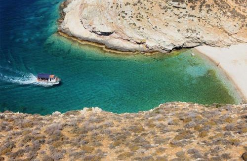 Ano Meria House | Moniasma Rustic Stone House in Folegandros