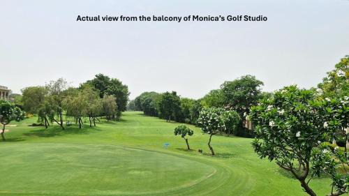Bissar Akbarpur Apartment | Monica's Golf Studio - FRIENDS TV Series themed apartment