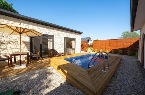Masukiye Hotel | Monk Living Space