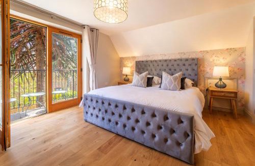 Snettisham House | Monkey Puzzle Cottage