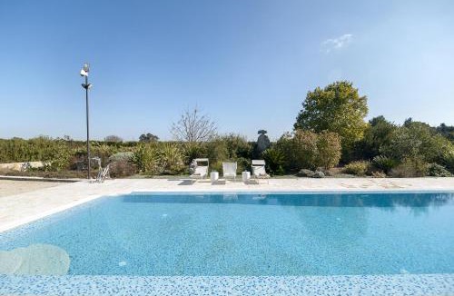 Parati Villa | Mono Mars