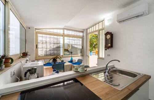 Carbonia Apartment | Monolocale Gio