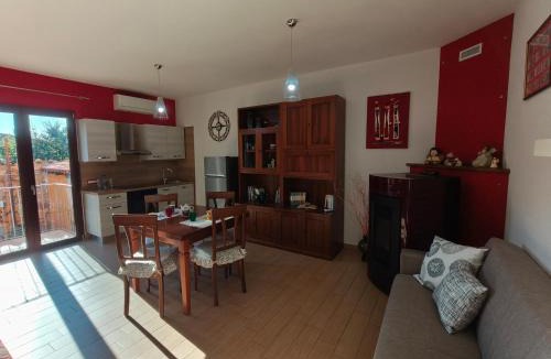 Scano di Montiferro Apartment | Monolocale moderno in centro storico